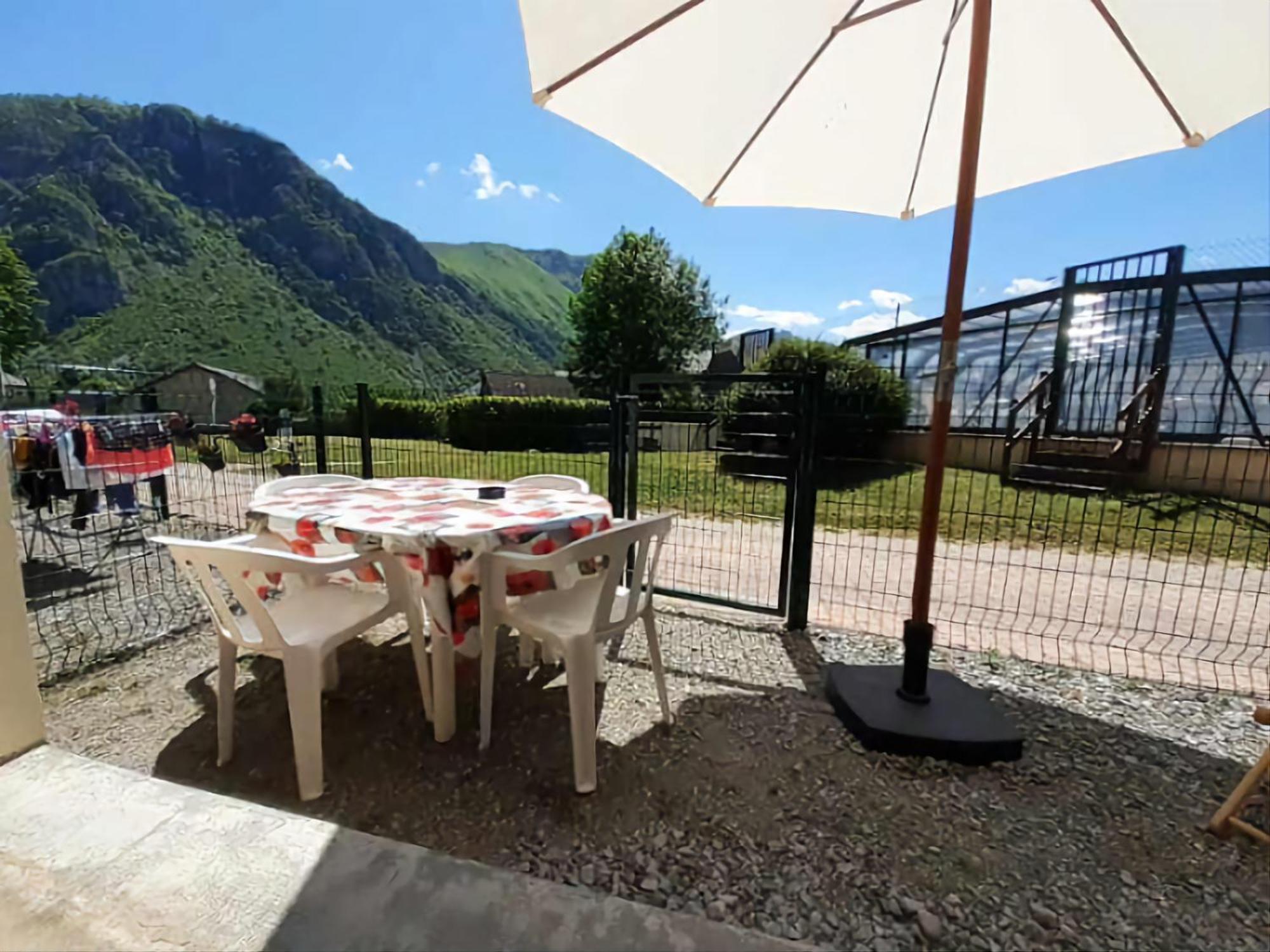 Escapade Montagne En Famille, Appartement Cosy Avec Piscine Couverte Bielle Exterior photo